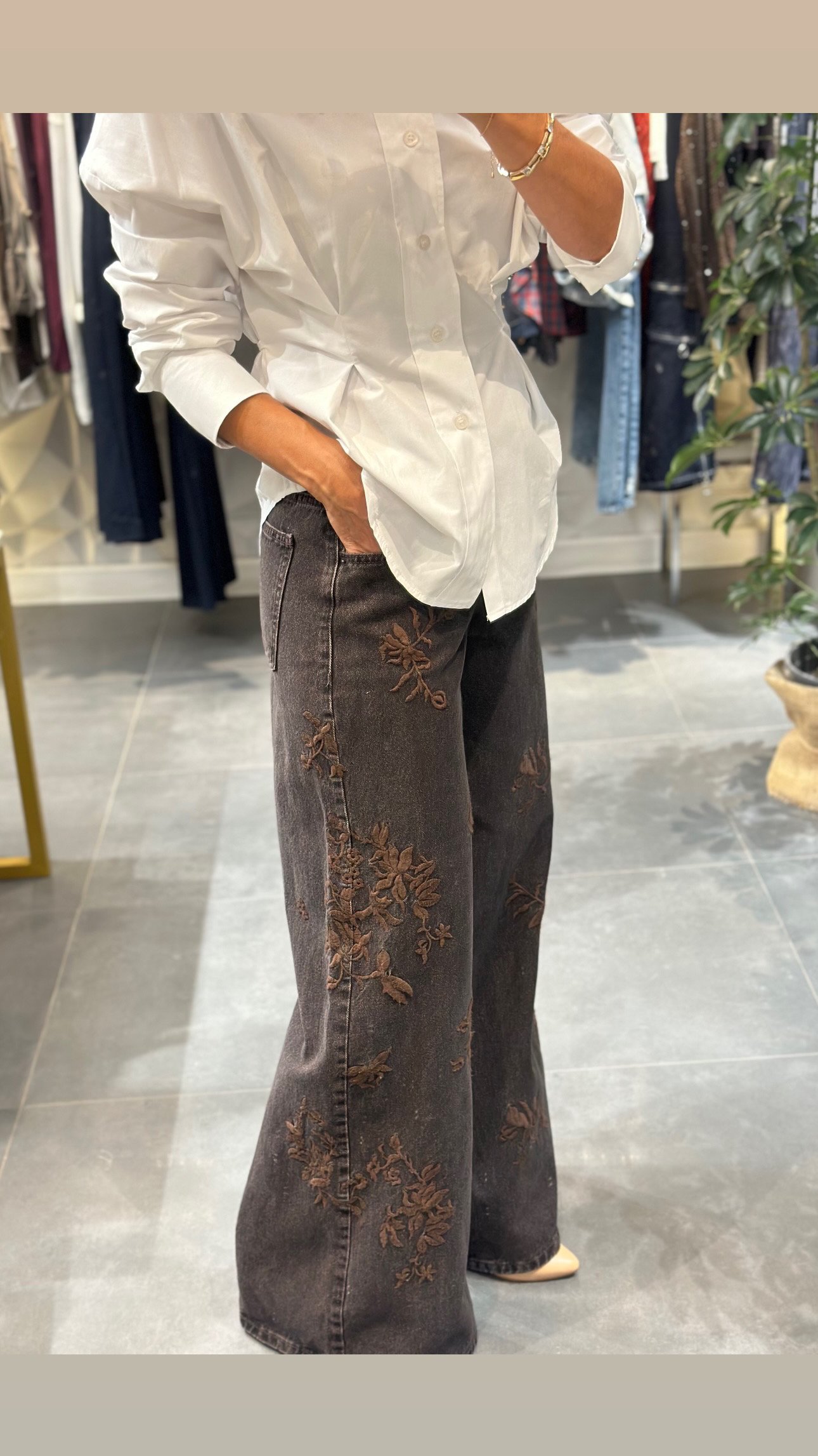 İşleme Detaylı Jean Pantolon