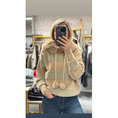 Kürk ve İnci Detaylı Triko